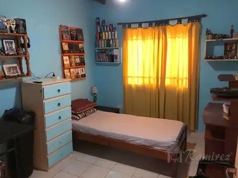 Casa 4 ambientes con 1 baño