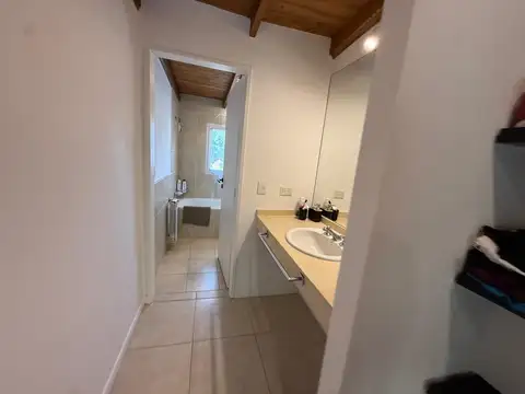 La Madrugada I UF 100