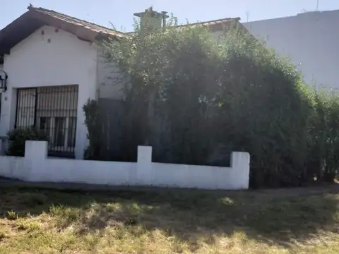 Av. Moises Lebensohn 900