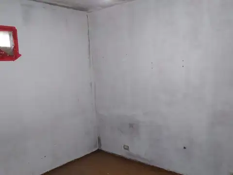 Casa en Venta en Rafael Calzada, USD 39.000