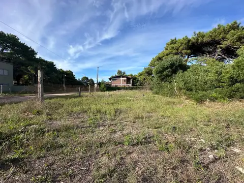 DOBLE LOTE - 1000 metros en Nueva Atlantis a 2 cuadras de la playa con escritura