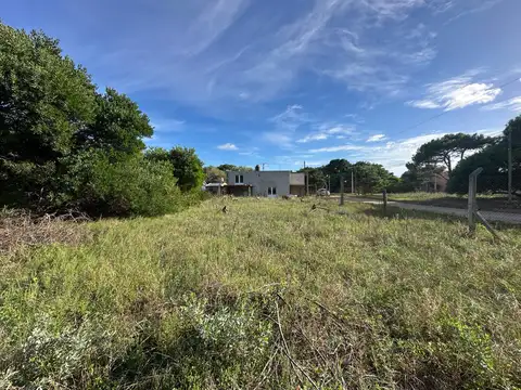 Francisco de las Carreras  al 3400 -  Nueva atlantis - Costa atlantica