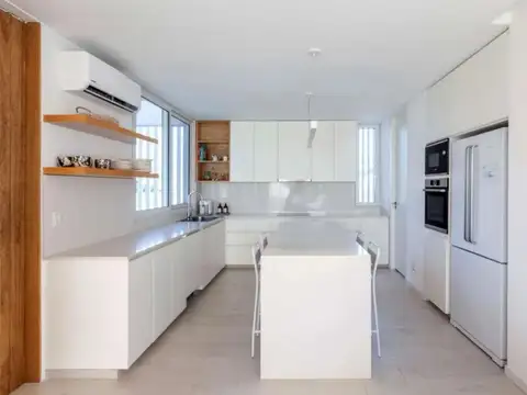 Venta Casa - Barrio Costas - Puertos del Lago - 7 Ambientes