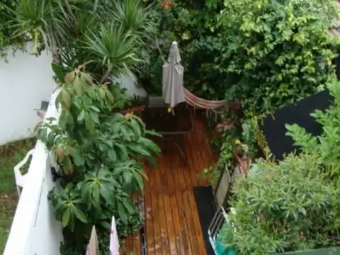 Venta - Hermoso dúplex de 4 ambientes con cochera en Remo Mejías