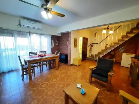 Depto Tipo Casa en Venta de 3 dormitorios