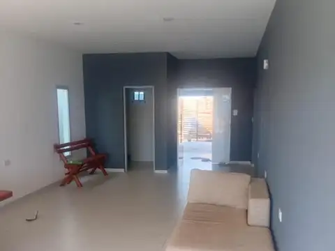 Casa en Venta en Carlos Spegazzini, USD 115.000