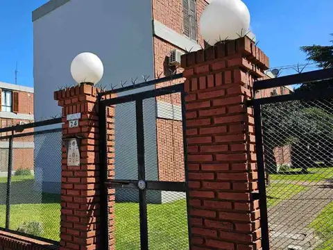 Boulevard Tomás Espora LUZ Y FUERZA 2000