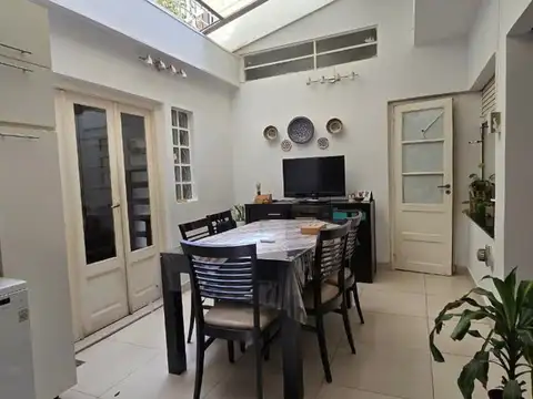 Venta Casa de Pasillo 2 dormitorios, quincho, Río