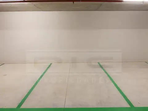 Cochera en venta  en  Olivos