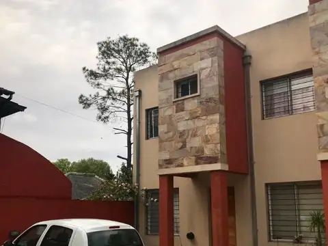 Luis Piedra Buena nº 2182 e/Thorne y Roque Saenz Peña