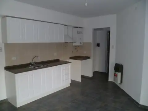 Departamento en Alquiler en Central Cordoba, $ 500.000