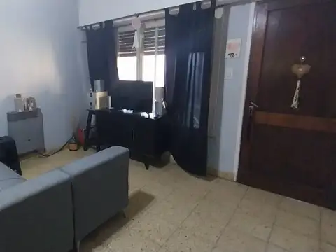 VENTA PH 3 AMBIENTES CON JARDIN Y PATIO LANUS ESTE