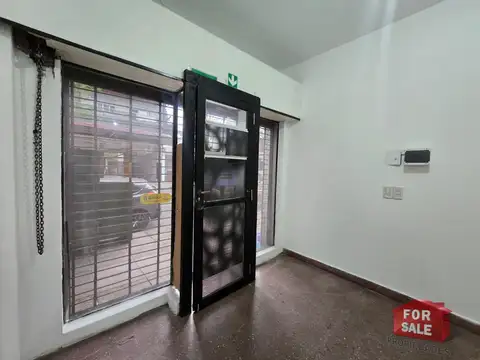 Local en Venta 40 años