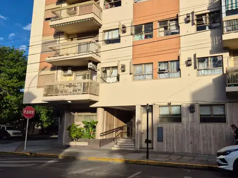 DEPTO EN VENTA EN MUY BUEN EDIFICIO ! BALCON - LINDA VISTA, VISITELO...