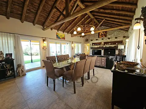 Casa en Venta de 5 dormitorios