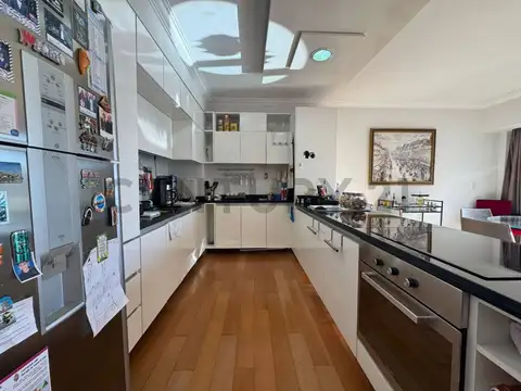 VENTA DUPLEX 4 AMBIENTES RECOLETA VISTA ABIERTA