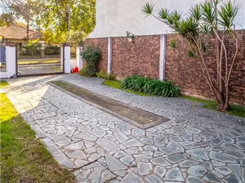 Casa en Venta en Banfield, USD 450.000