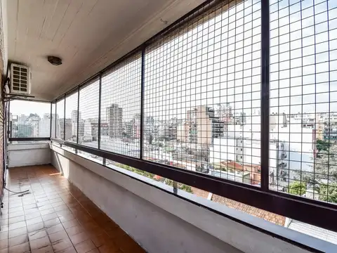 Departamento 5 ambientes con 3 baños