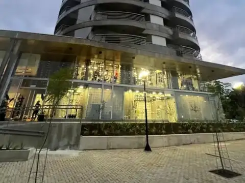 DEPARTAMENTO AMOBLADO MONOAMBIENTE EN ALQUILER - AV BELGRANO 4500 - TORRE DISTRITO