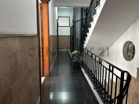 Oficina en Venta 99 años