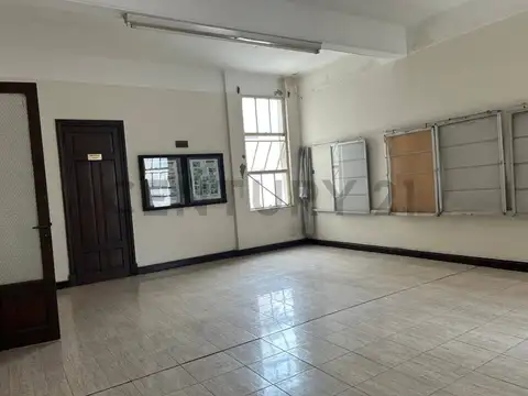 Tte. Gral. Juan Domingo Perón 1400, Piso 4