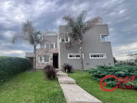 Casa en venta a la laguna en San Sebastián