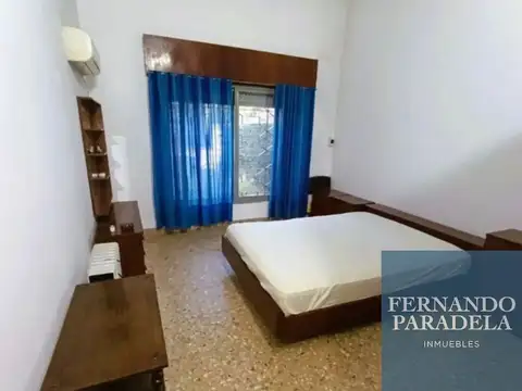 Casa en venta de 2 dormitorios c/ cochera en Villa Gobernador Udaondo