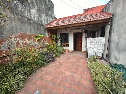 PH en Venta Banfield 3 ambientes jardin Garage sin expensas