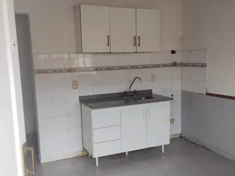 Intendente Olivieri 1700, Piso 1