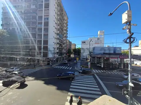 Rivadavia 3100, Piso 0