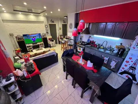 PH de cuatro ambientes totalmente refaccionado