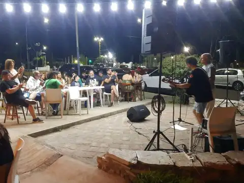 Héroes de Malvinas 800