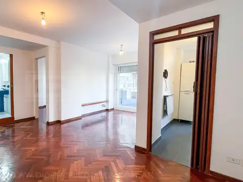 Avenida Maipu  al 1800 entre Italia e  Hipolito Yrigoyen