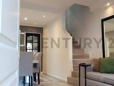 VENTA - TRIPLEX - Muñiz - Barrio Las Marías