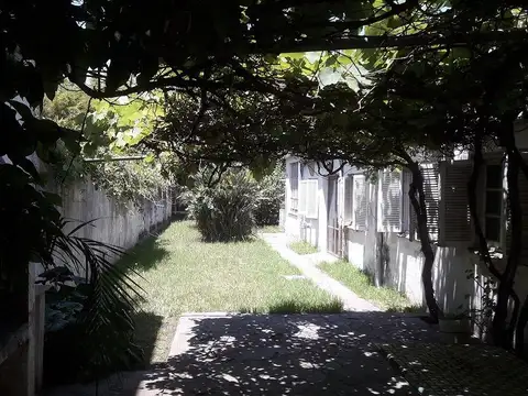 IDEAL UBICACION PARA EMPRENDIMIENTO