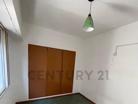 Avenida del Trabajo 200, Piso 0