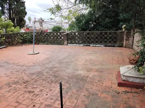 Casa 6 ambientes con 3 baños