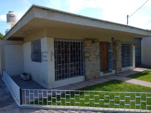 Lisandro de la Torre 500, Piso 0