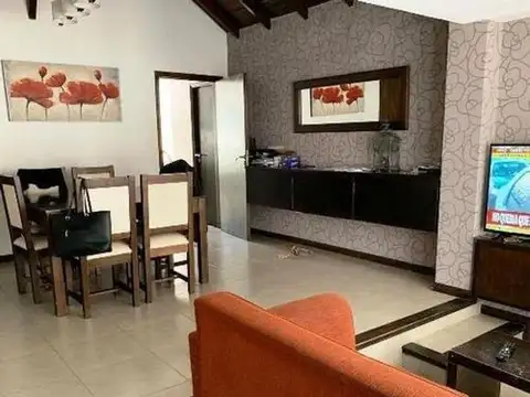 Depto Tipo Casa en Venta de 4 ambientes