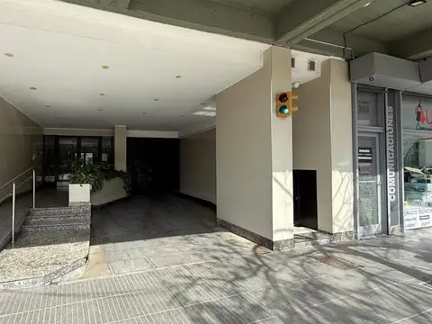 Cochera cubierta fija en Colegiales