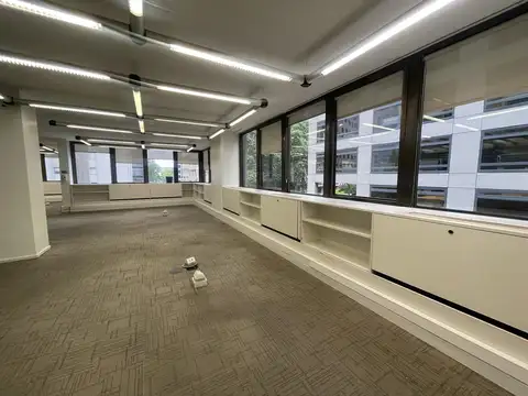 Leandro N. Alem al 700