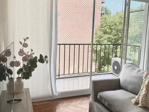 Lumen House – Elegancia luminosa en un entorno residencial