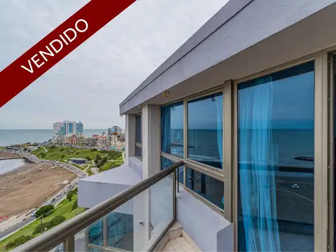 Exclusivo Penthouse frente al mar. VENDIDO
