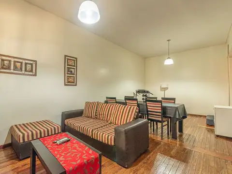 VENTA CASA 4 AMB FLORES