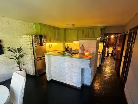 Casa 4 ambientes con 4 baños