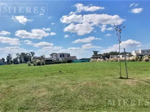 Terreno en Venta en Pilar del Este - Santa Lucia, USD 33.000