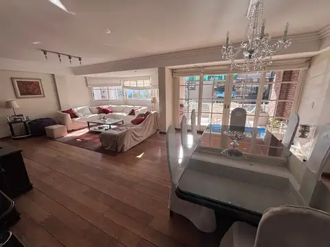 PISO DE 5AMB. 6º PISO de 25 AÑOS DE ANTIGUEDAD y 201Mts2 CON DOS COCHERAS