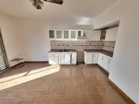 Departamento en Alquiler en Rosario, $ 550.000