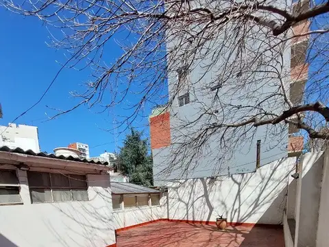 Casa de 4 ambientes en Venta en Caballito