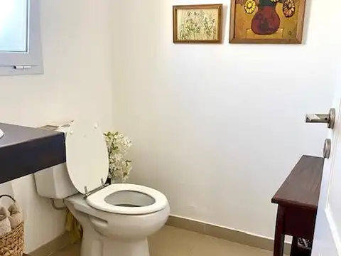 Casa en Venta con 4 cocheras